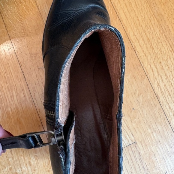 Madewell booties - Picture 2 of 5